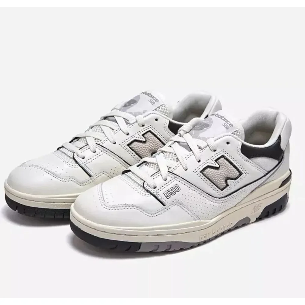 NEW BALANCE 550 White Sneakers‎ Sz 8.5